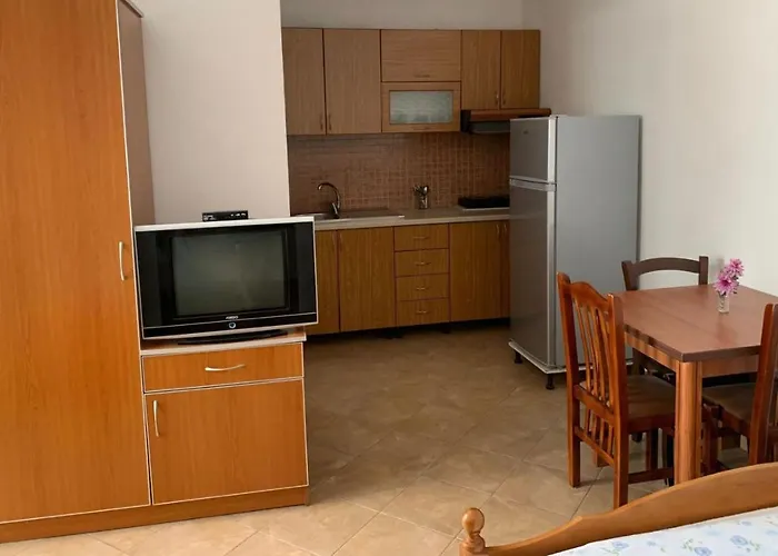 Ferienhaus Armando Home-free Parking Included *