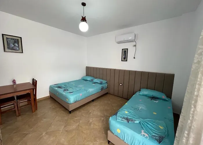 Ferienhaus Armando Home-free Parking Included Vlorë