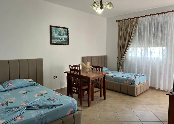 Semesterbostad Armando Home-free Parking Included Vlorë