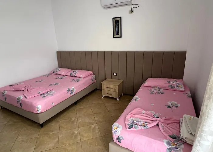 Ferienhaus Armando Home-free Parking Included Vlorë