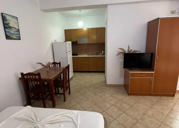 Armando Home-free Parking Included Vlorë