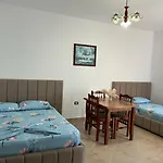 Armando Home-free Parking Included Nyaraló *
