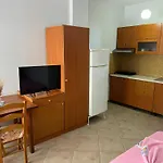 Armando Home-free Parking Included * Vlorë